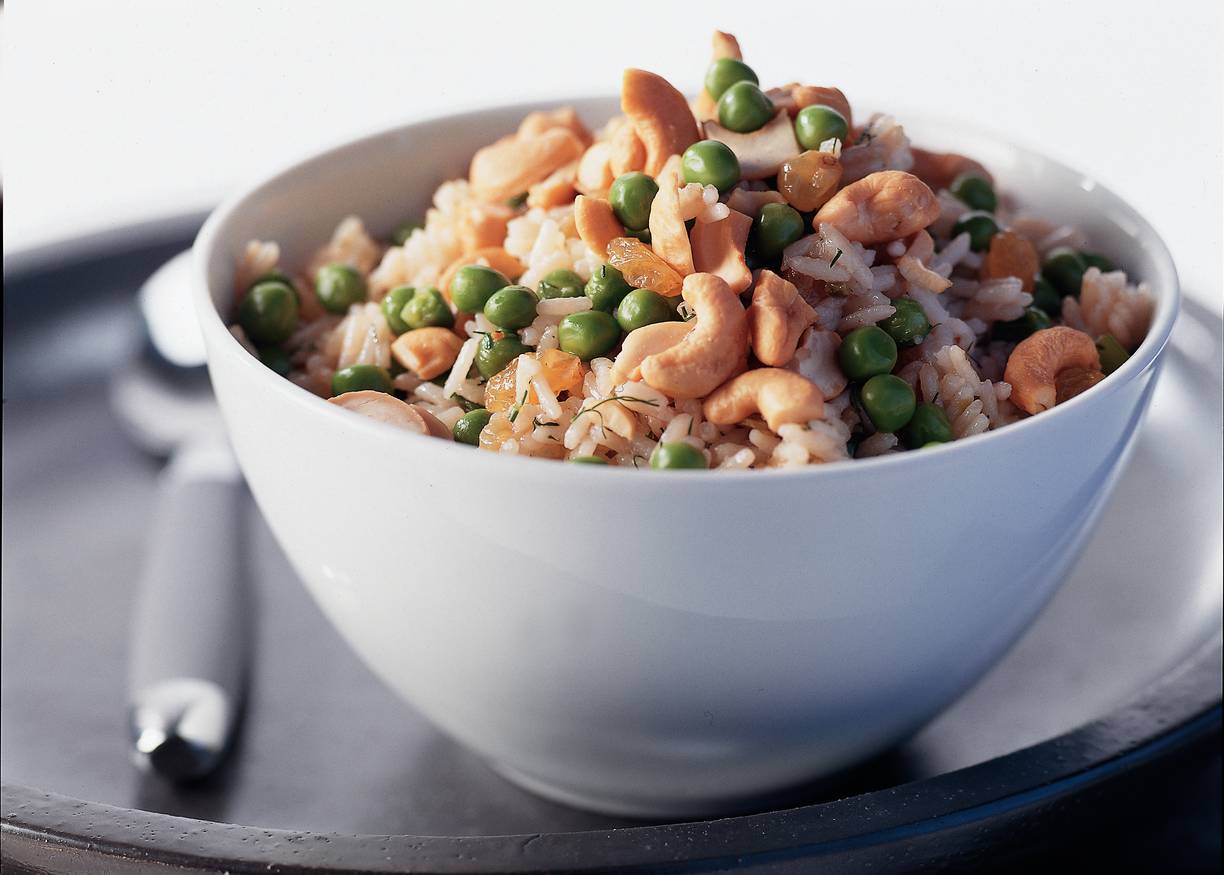 Ewtenpilav met rozijnen en cashewnoten