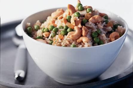 Ewtenpilav met rozijnen en cashewnoten