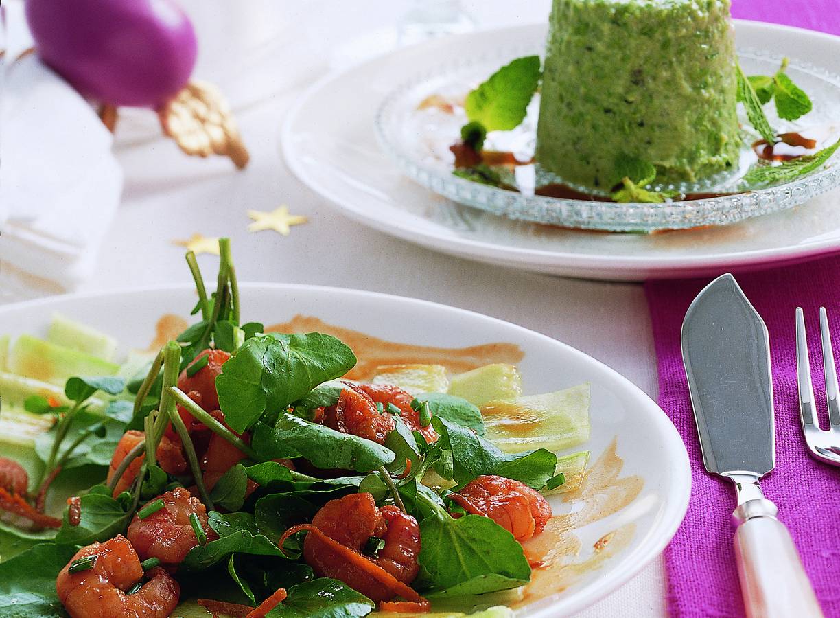 Komkommercarpaccio met gemarineerde tijgergarnalen