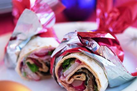 Wrap met gerookte ham en cranberryroom