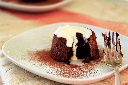 Warme chocoladecakejes