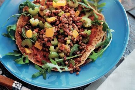 Pannenkoeken met warme linzensalade