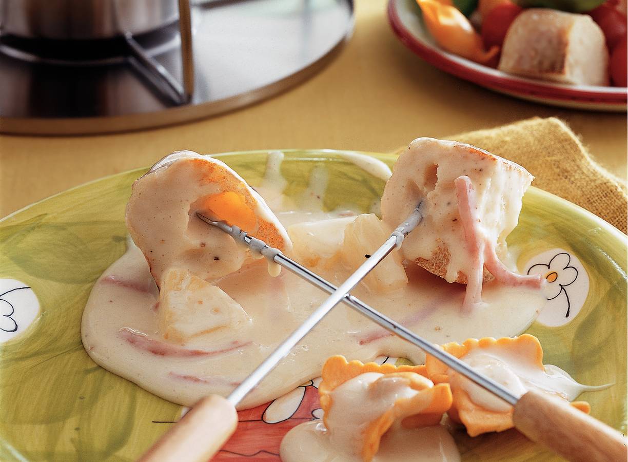 Kinderkaasfondue met ananas