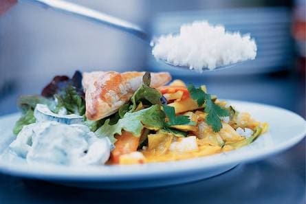 Groentecurry met aardappelsamosa's