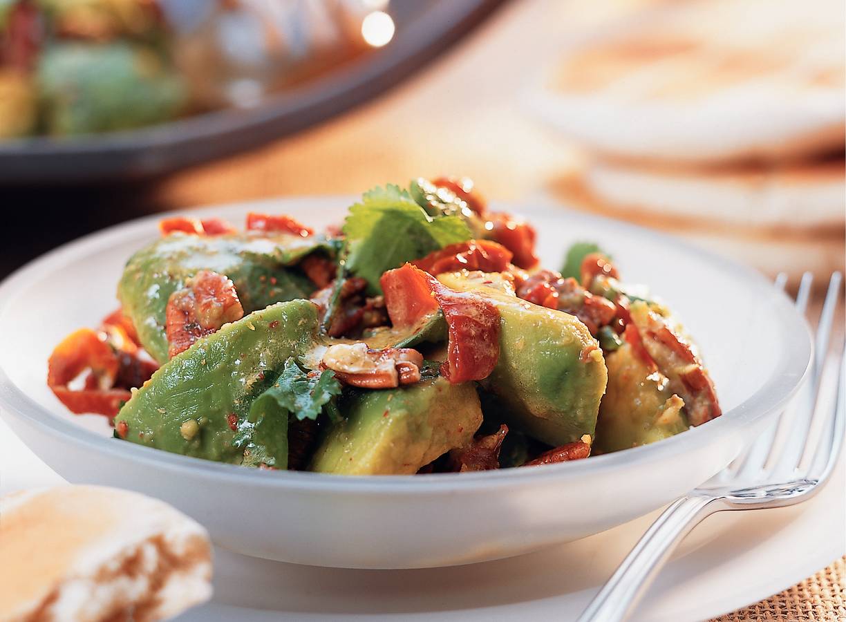 Avocadosalade met pecannoten
