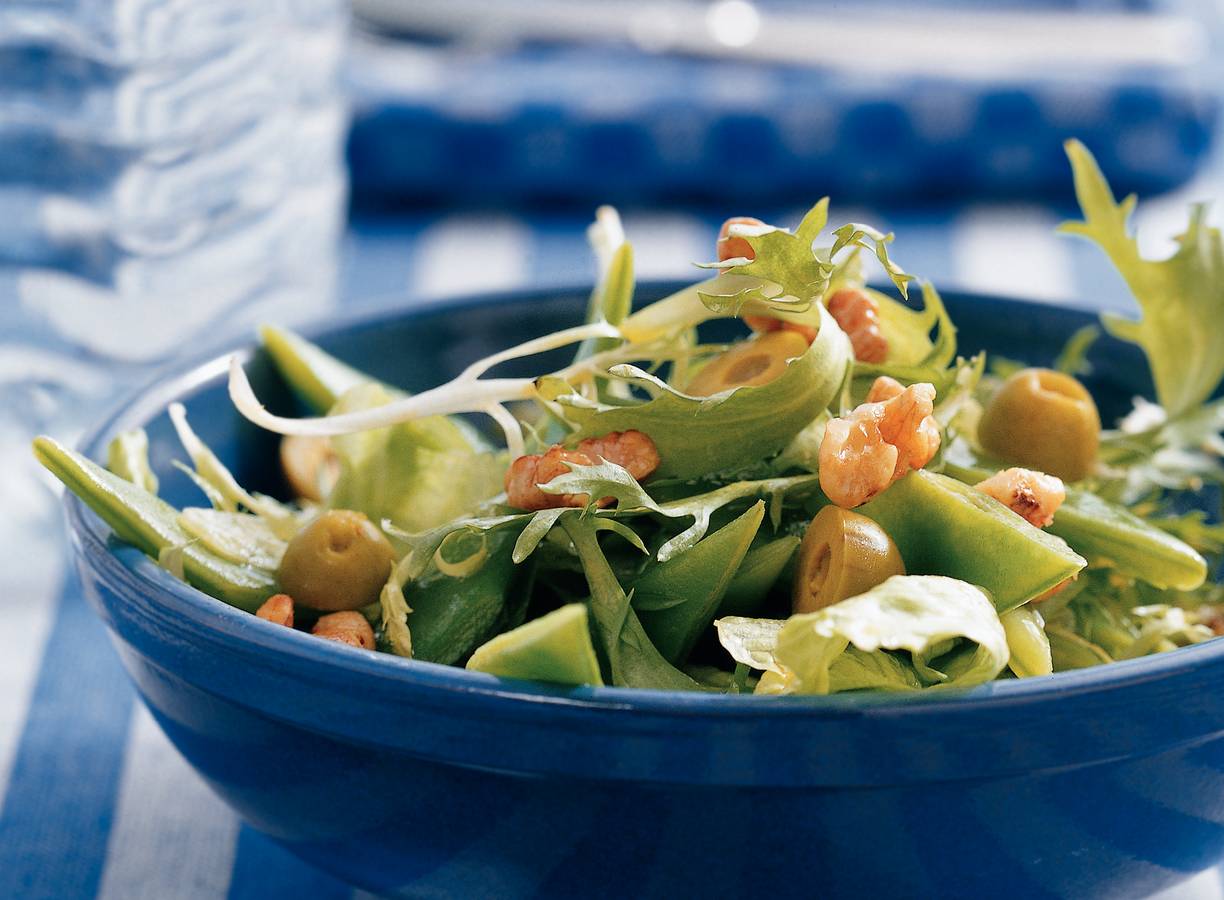 Frisée-snijbonensalade met citroenolijven