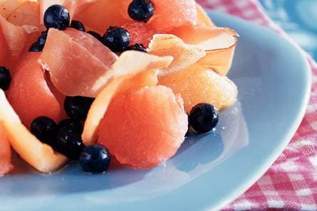 Meloensalade met rauwe ham