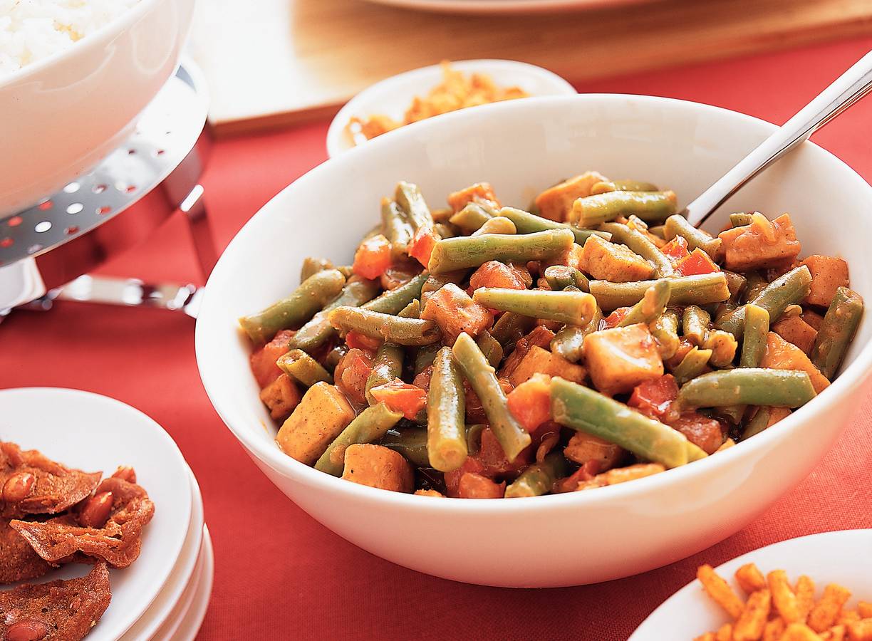 Sajoer tofu en boontjes