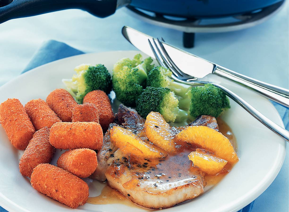 Sinaasappelkarbonade met aardappelkroketjes