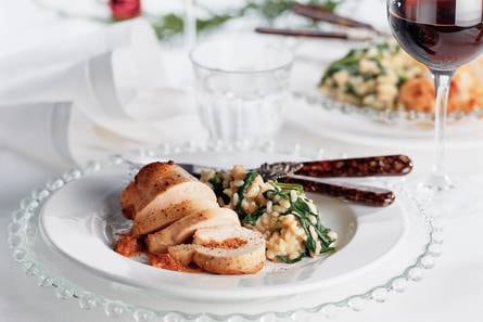 Kalkoenrolletjes met zelfgemaakte tomatenpesto