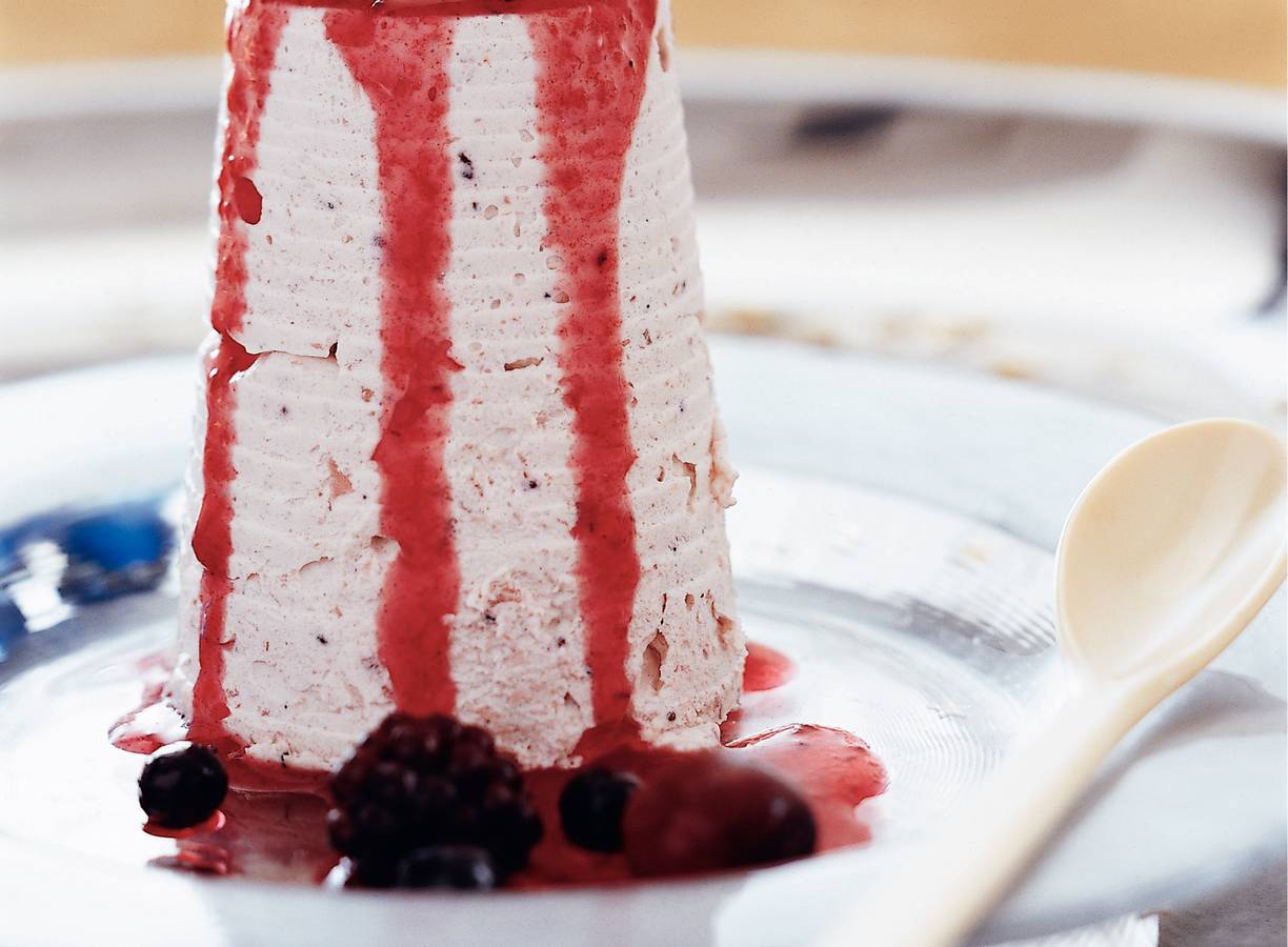 Bosvruchtenparfait