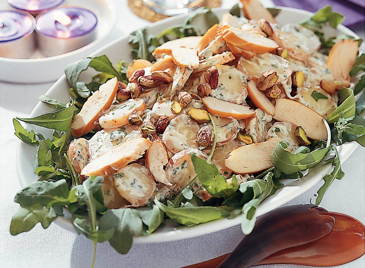 Aardappelsalade met gerookte kip en korianderdressing