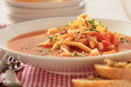 Witte-bonensoep met pasta
