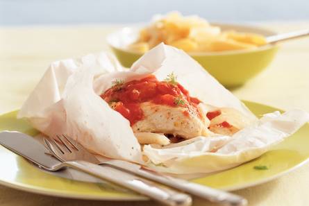 Vispakketjes met venkel en tomatensaus