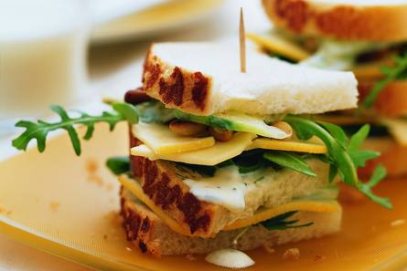 Kaas-komkommersandwich