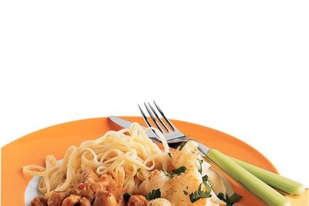 Bami met roergebakken bloemkool