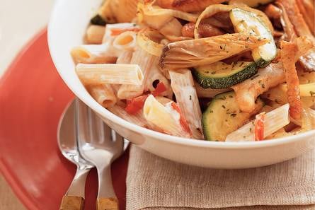 Penne met romige kalkoen-courgettesaus