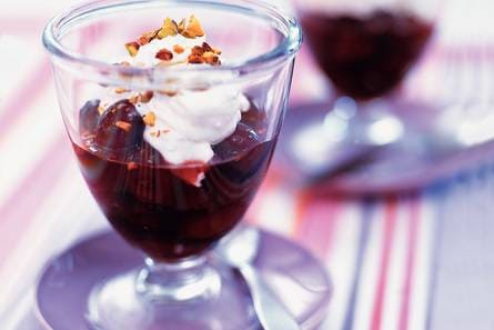 In port gemarineerde kersen met limoen-mascarpone