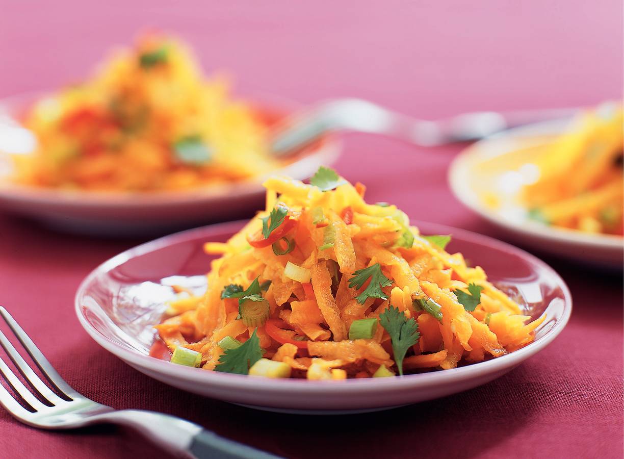 Wortelsalade met zoetzure dressing