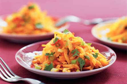 Wortelsalade met zoetzure dressing