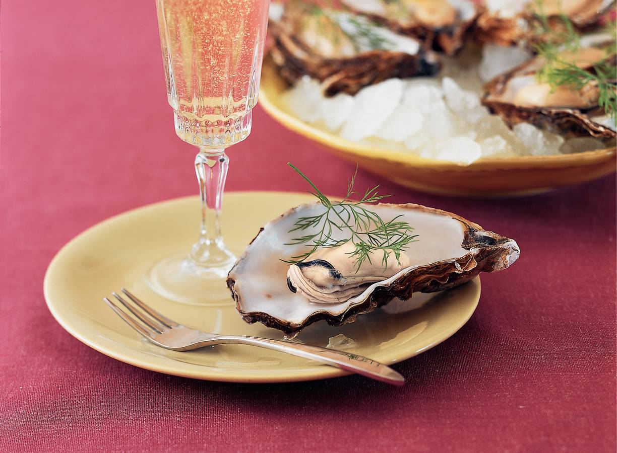 In eigen vocht gepocheerde oesters
