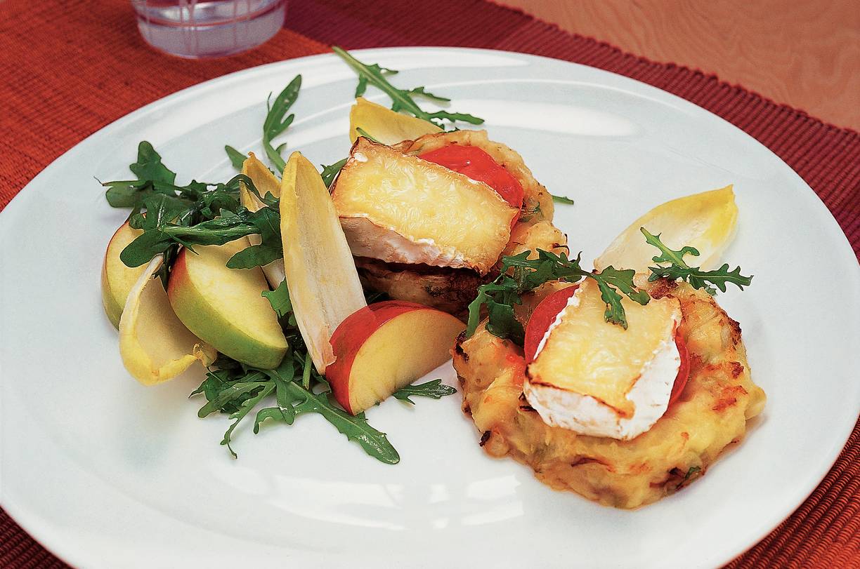 Aardappel-koolkoekjes met camembert