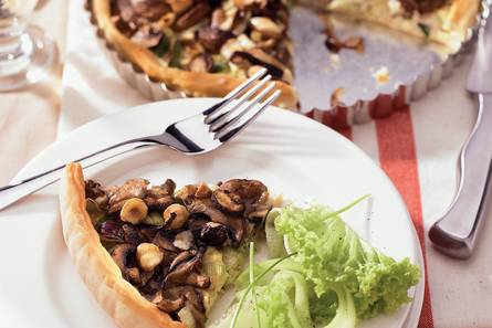 Paddenstoelen-preitaart met hazelnoten