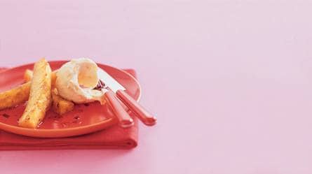 Gekarameliseerde ananas met gemberijs