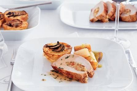 Varkensfilet met appel-gembervulling en portjus