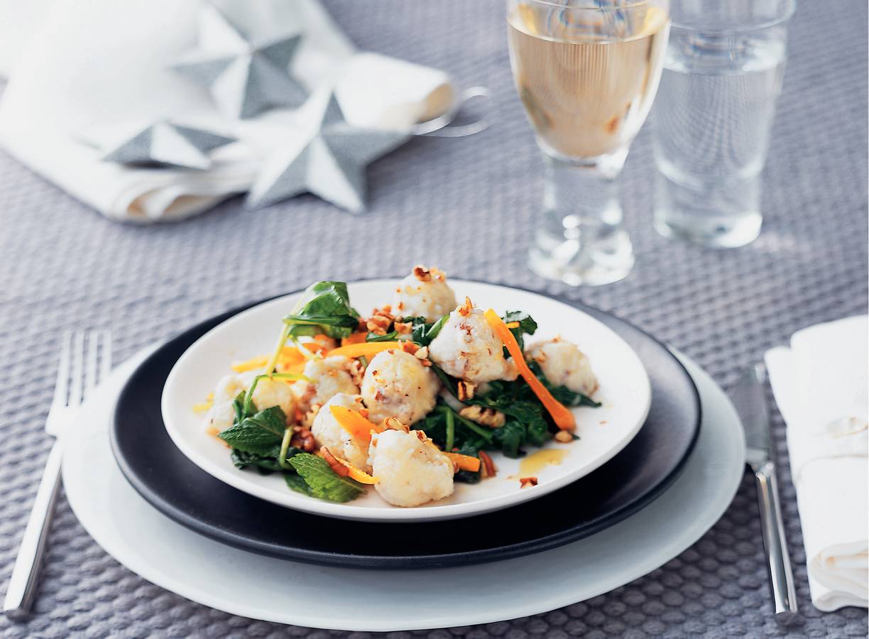 Geitenkaasgnocchi met spinazie en truffelolie
