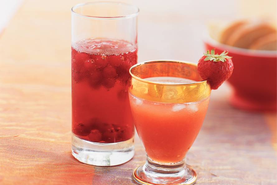 Cool Cranberry Breezer en Strawberry Daiquiri recept Allerhande