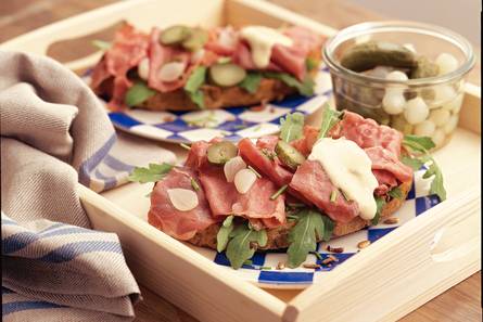 Bruschetta met pastrami