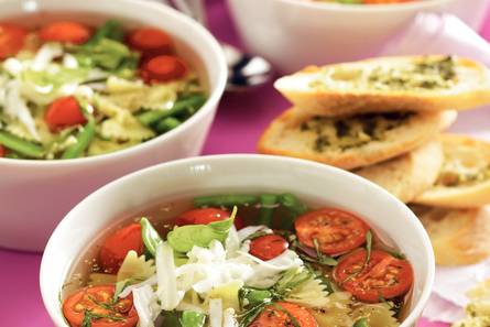 Lichte minestronesoep