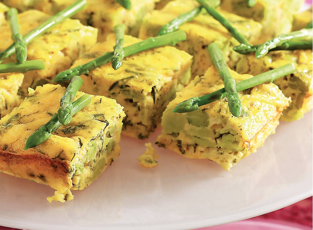 Tuinbonenomelet met groene aspergepuntjes