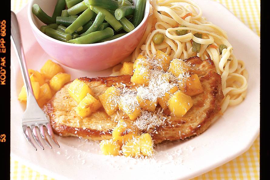 Bami met schnitzel en ananas - Recept - Allerhande ...