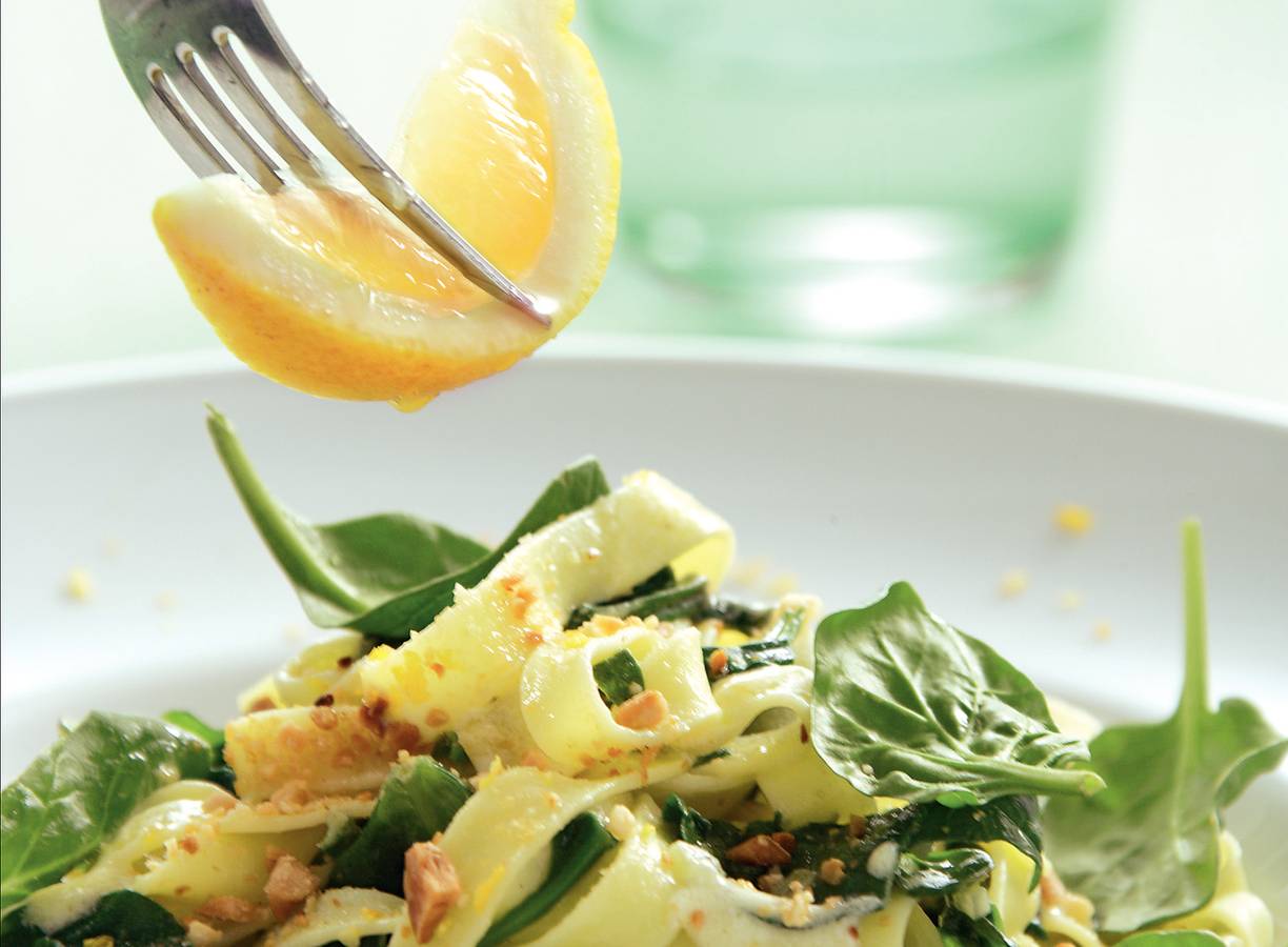 Tagliatelle met spinazie en citroenroomsaus