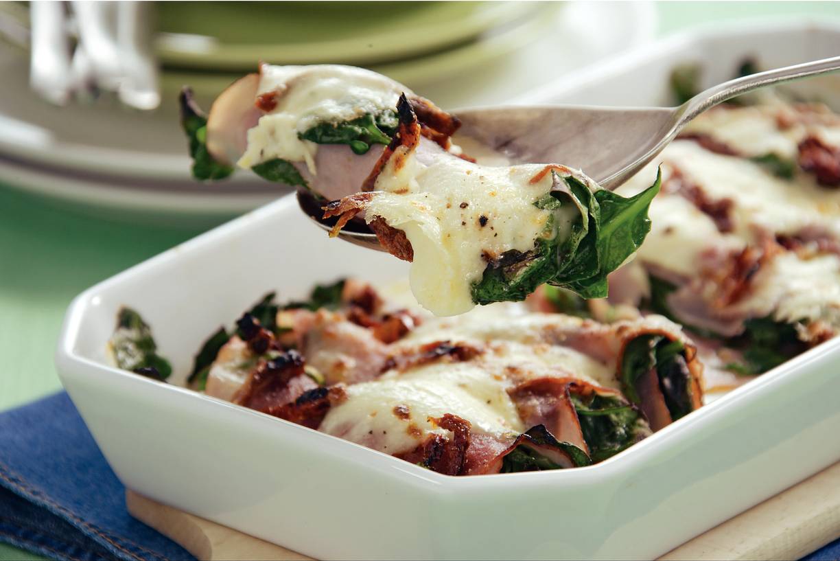 Gegratineerde spinaziehamrolletjes