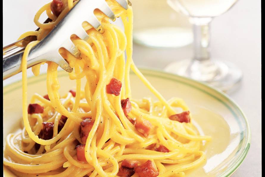 Spaghetti met ei en spekjes - Recept - Allerhande - Albert ...