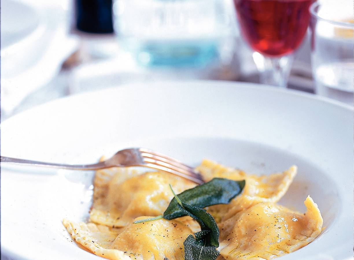 Ravioli met braadworst-ricottavulling