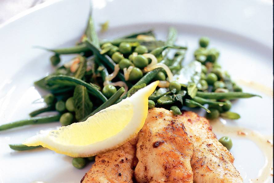 Kipfilet In Boter Citroensaus Recept Allerhande Albert Heijn