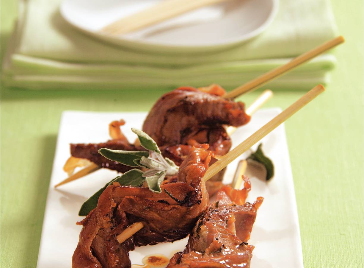 Saltimbocca borrelspiesjes