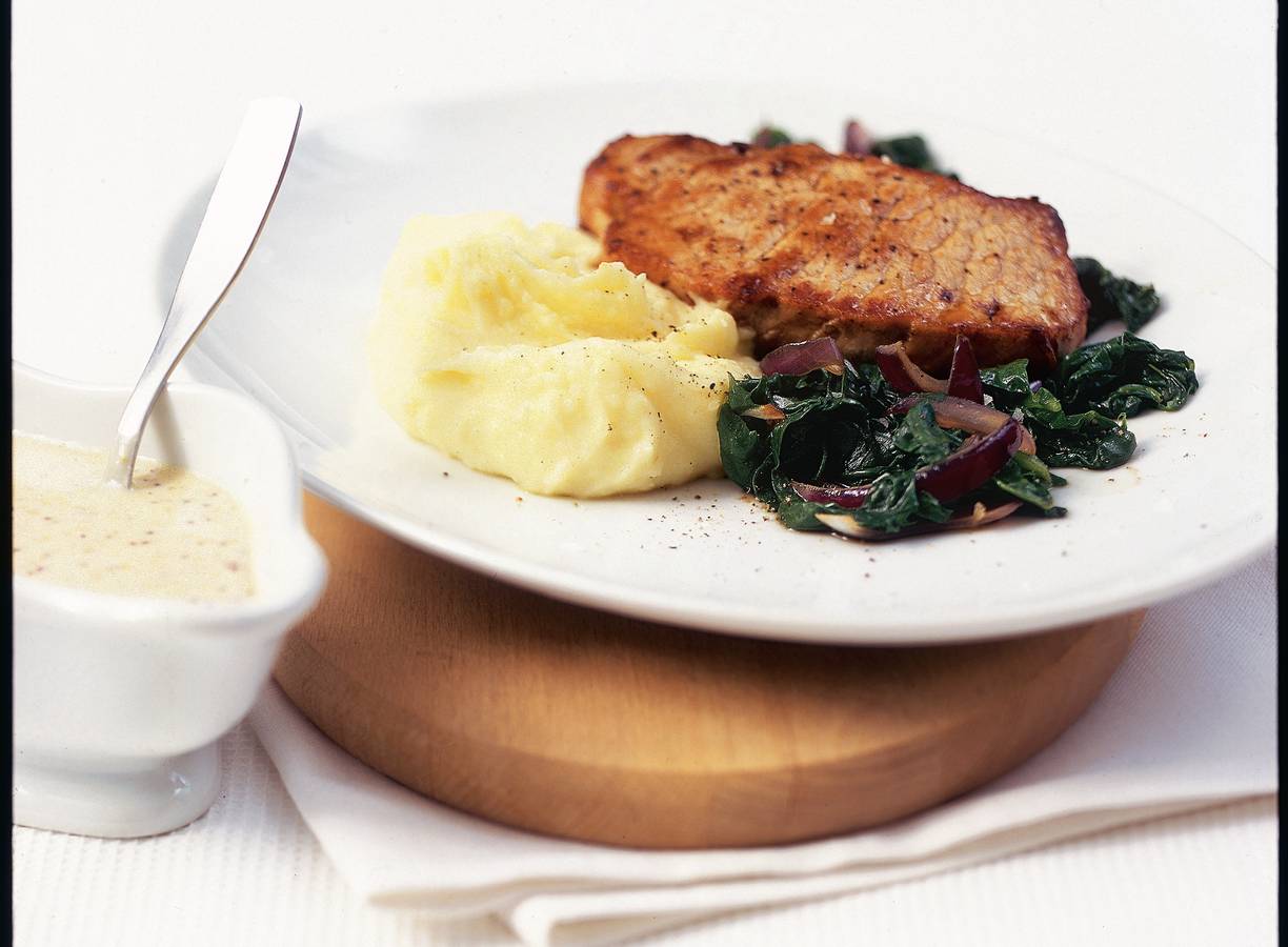 Varkensfilet met grove-mosterdsaus en puree