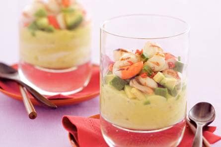 Sint-jakobsschelpen op avocadomousse