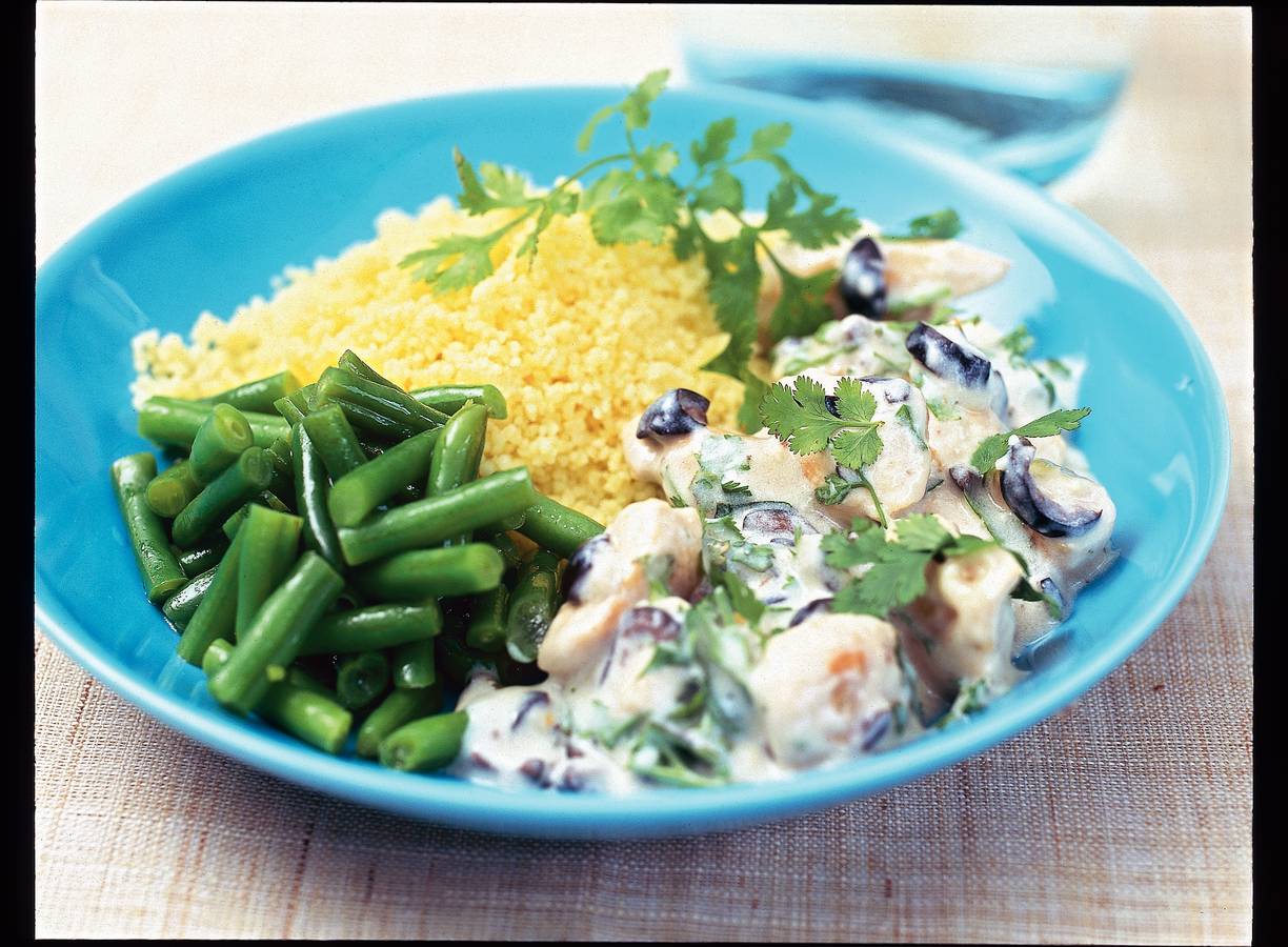 Kip met yoghurt en olijven