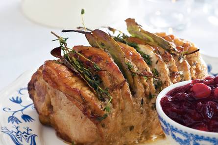 Gemarineerde rollade met cranberrysaus