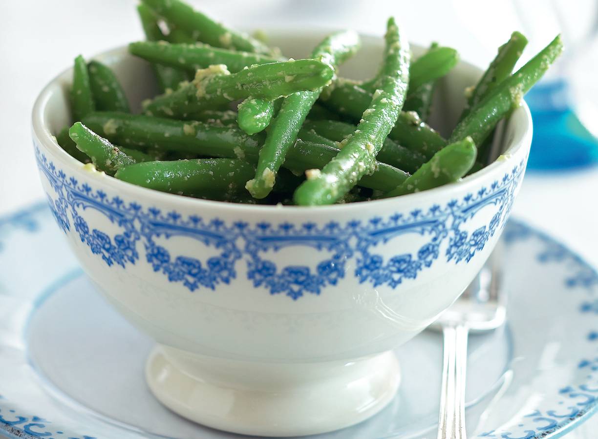 Sperziebonen met hazelnootdressing