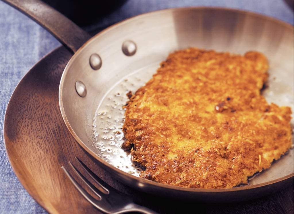Hoe bak je een krokante schnitzel?