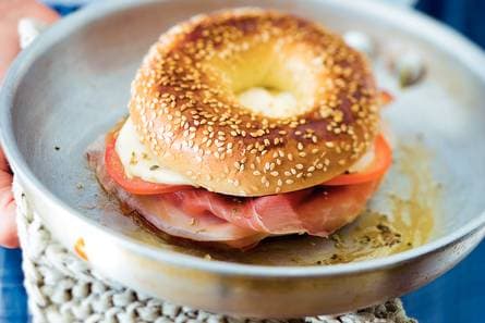Bageltosti