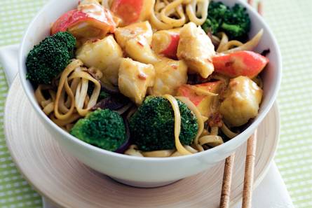 Kabeljauw met broccoli en noedels