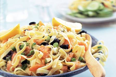 Tagliatelle met citroen en gerookte zalm